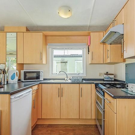 Riverside Caravan Holiday Park บอกเนอร์รีจิส ภายนอก รูปภาพ